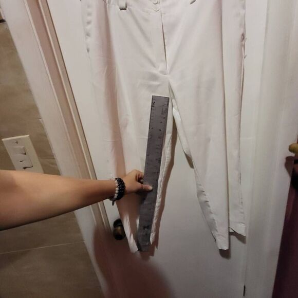 Nike Golf Dry Fit White Capri Pants - Size 12 - Picture 5 of 6